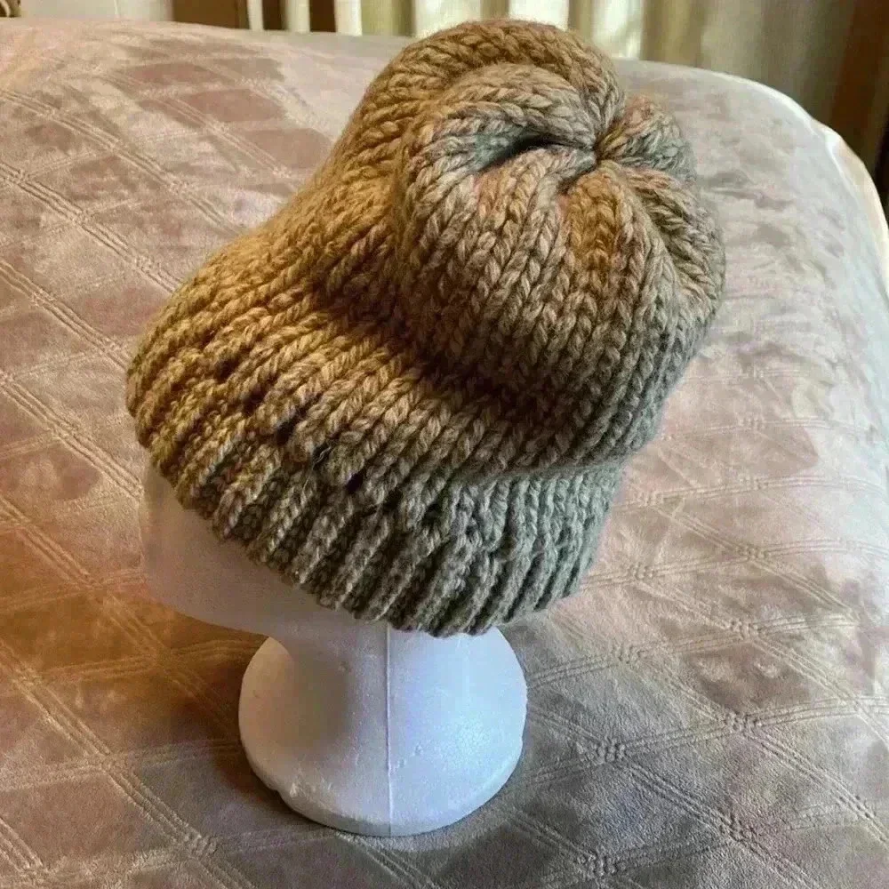 Vintage Gray Wool Adult Beanie Hat.